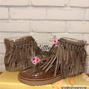 Very G brown fringe sandals